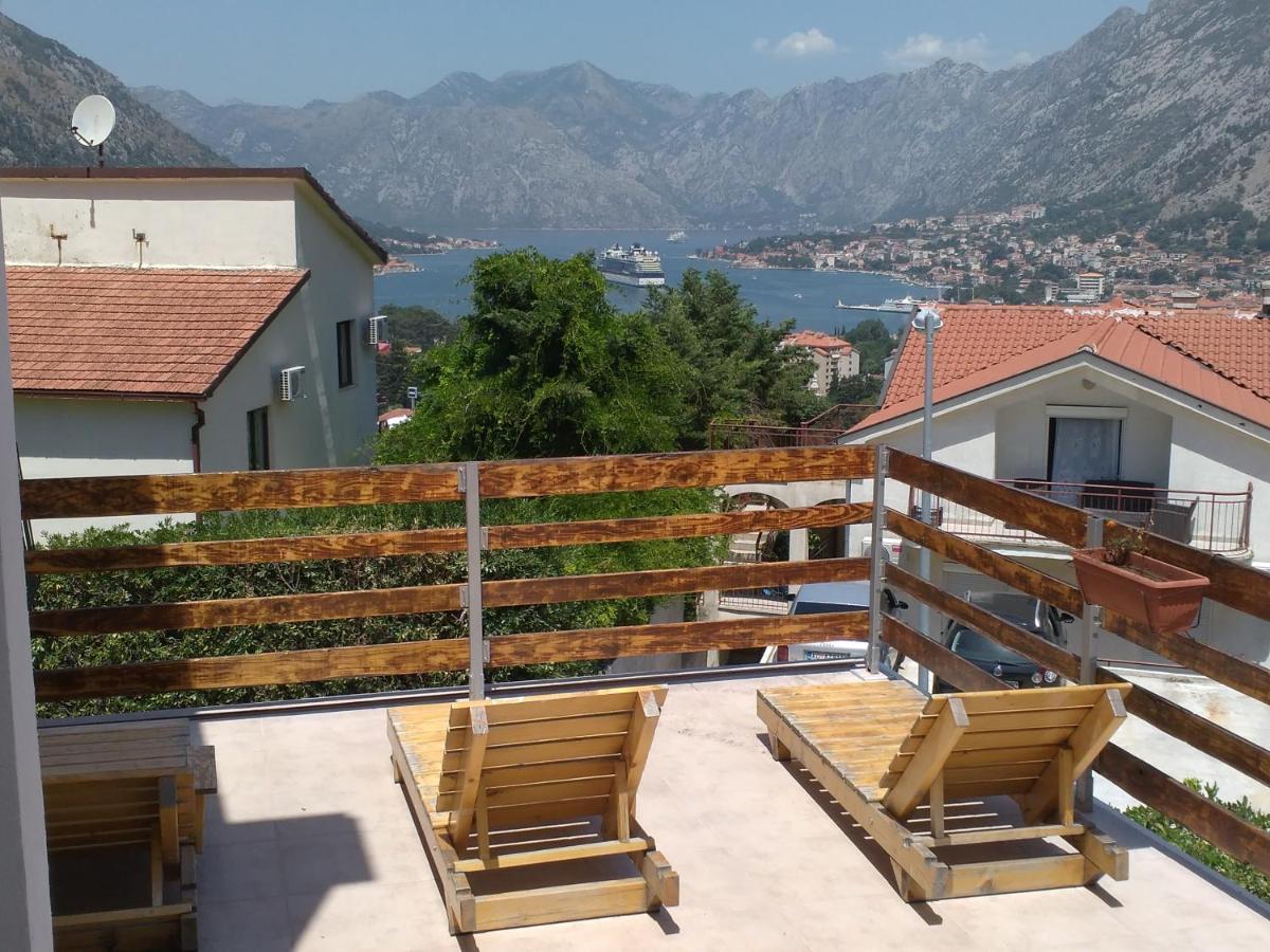 Apartments Gogo Kotor Luaran gambar