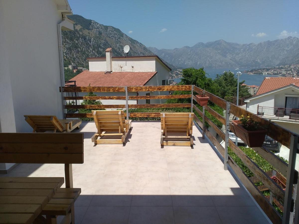 Apartments Gogo Kotor Luaran gambar