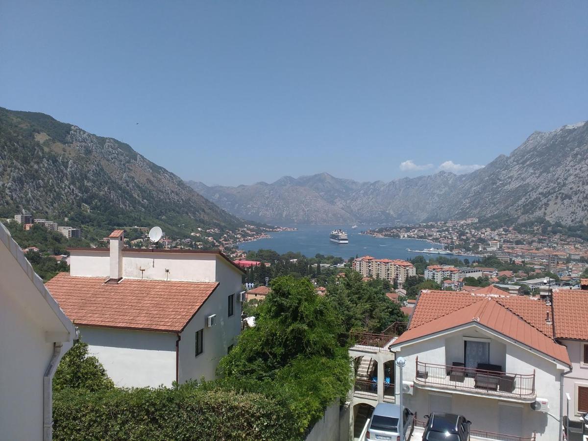 Apartments Gogo Kotor Luaran gambar