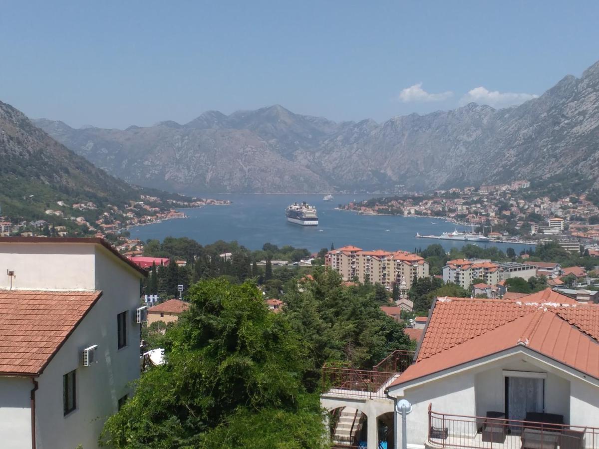 Apartments Gogo Kotor Luaran gambar